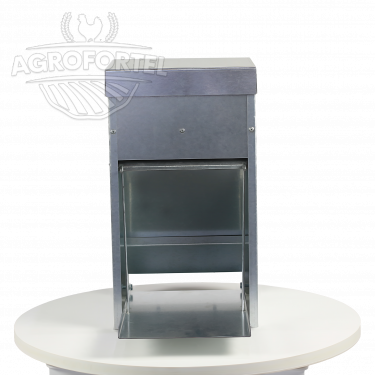 Nášlapné krmítko AGROFORTEL - 10 litrů, šetří krmivo, kvalitní provedení